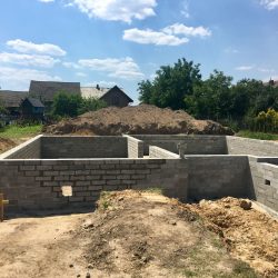 Wykonanie ścian fundamentowych pod budowę domu jednorodzinnego w Krzyżanowicach - BAUMAG - fot.2