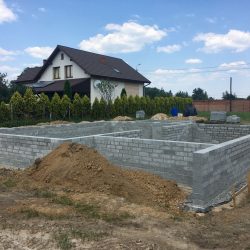 Wykonanie ścian fundamentowych pod budowę domu jednorodzinnego w Krzyżanowicach - BAUMAG - fot.6