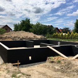 Wykonanie ścian fundamentowych pod budowę domu jednorodzinnego w Krzyżanowicach - BAUMAG - fot.7
