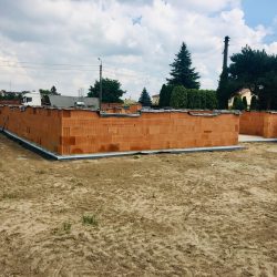 Wykonanie ścian nośnych - stan surowy otwarty domu jednorodzinnego w Krzyżanowicach - BAUMAG - fot.4