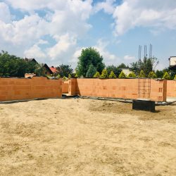 Wykonanie ścian nośnych - stan surowy otwarty domu jednorodzinnego w Krzyżanowicach - BAUMAG - fot.5