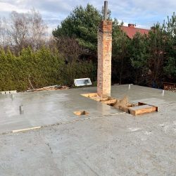 Zalanie stropu nad parterem. Nadbudowa domu jednorodzinnego w Wodzisławiu Śląskim - BAUMAG - fot.1