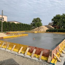 Zalanie fundamentów pod budowę domu jednorodzinnego z garażem w Krzyżanowicach - BAUMAG - fot.4