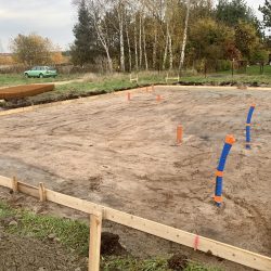 Budowa domu jednorodzinnego Nędza - wykonanie płyty fundamentowej zakończonych wieńcem żelbetonowym, fot. 1