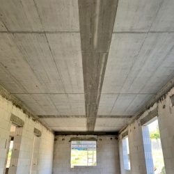 Wykonanie stropu żelbetowego nad istniejącą już częścią zabudowy w Rogowie - fot.9